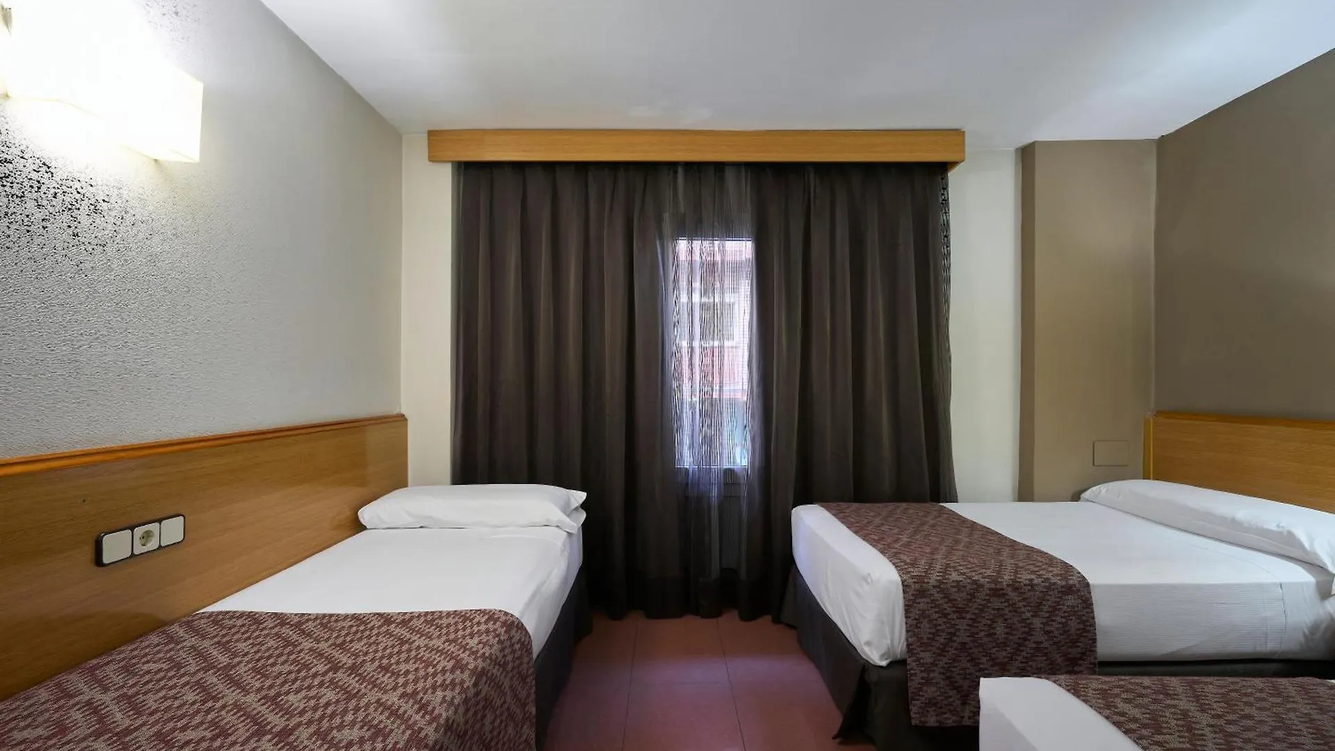 ***  Hotel Catalonia Park Gueell Barcelona Spanien