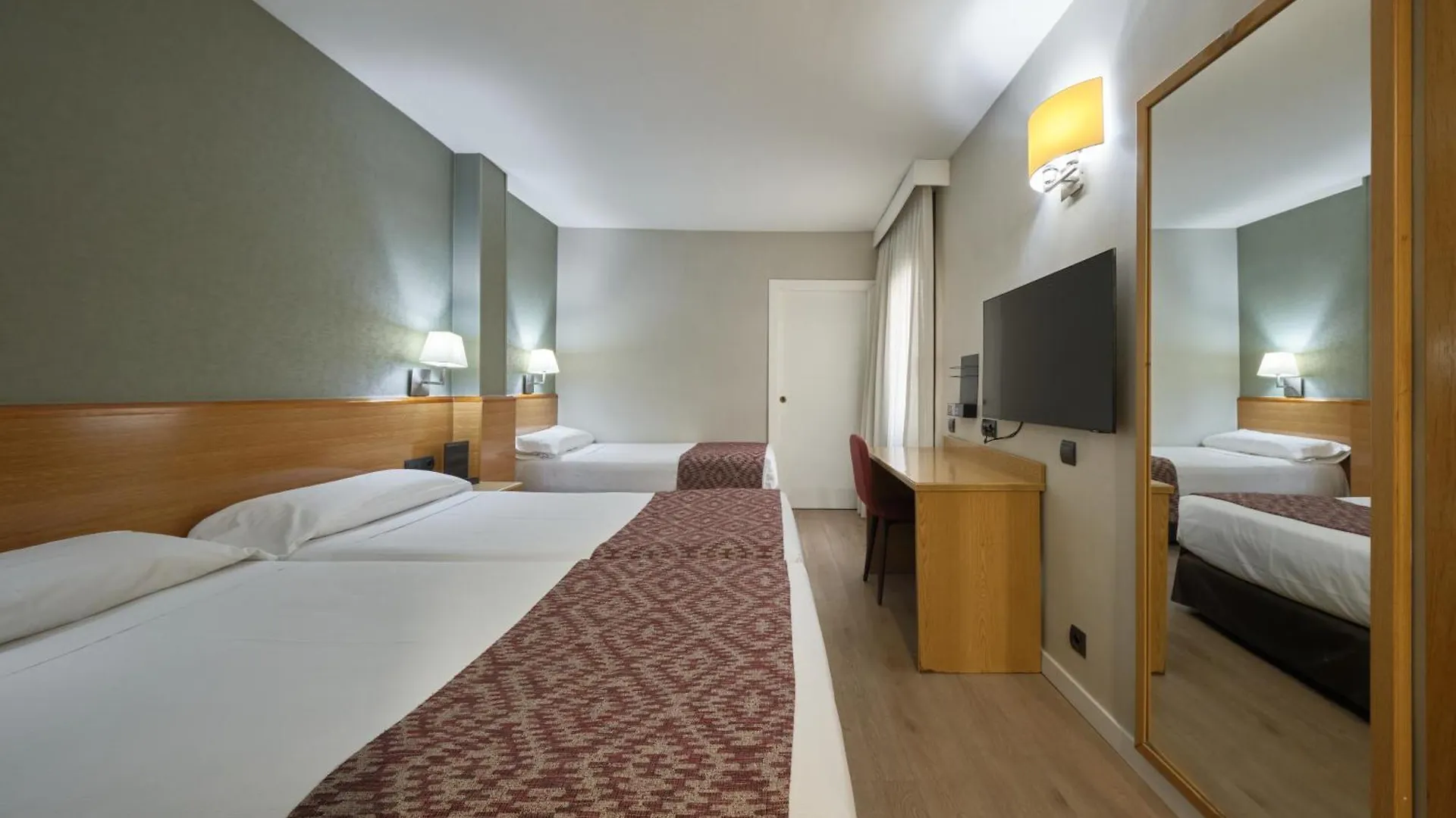 Hotel Catalonia Park Gueell Barcelona