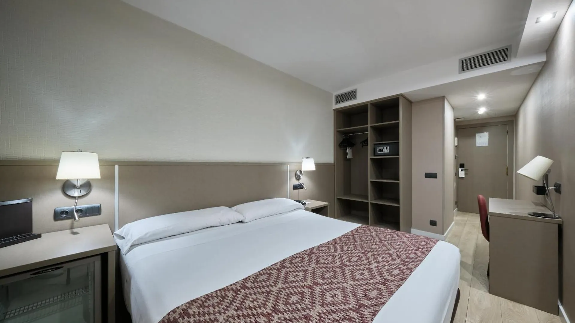Hotel Catalonia Park Gueell Barcelona
