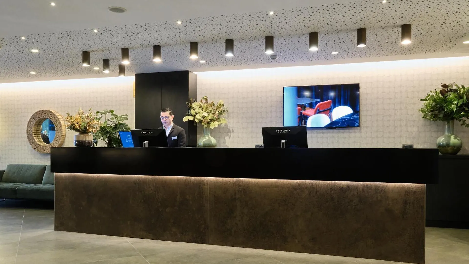 Hotel Catalonia Park Gueell Barcelona 3*,